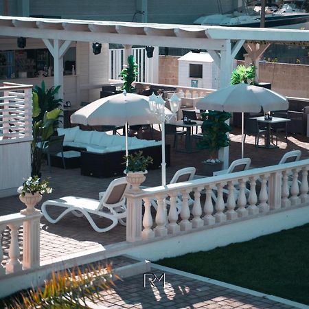 La Palazzina Bed & Breakfast Porto Cesareo Extérieur photo