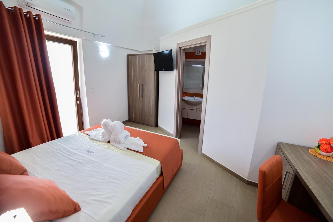 La Palazzina Bed & Breakfast Porto Cesareo Extérieur photo