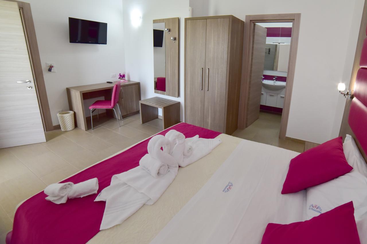 La Palazzina Bed & Breakfast Porto Cesareo Extérieur photo